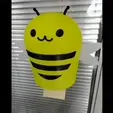 1651219471008.gif tissue box-bee flapping wings