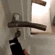 key.gif Hands free door handle by SPLIT