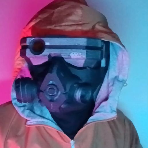 VID_20251203_221929~3.mp4 Light up Cyberpunk gas mask with visor