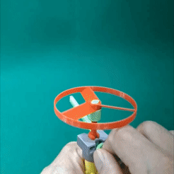 2024-05-23_Untitled_zip_GIF4_cults.gif The "Zip Flying Propeller", a propeller toy that a kiddult dad and child can enjoy together.
