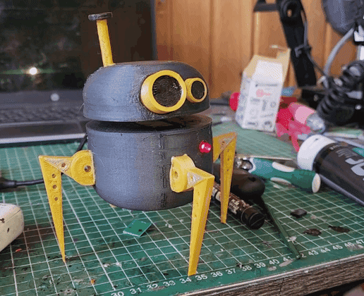 20240101_232717.gif Mini lee robot