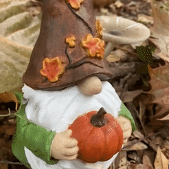 SmartSelect_20220911-105022_Gallery.gif STL file Cute Fall Gnome Decoration, with Pumpkin and Leaves, No Support autumn garden statue・3D print design to download, PretzelPrints