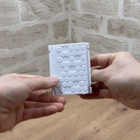 Hinged-photo-frame-GIF.gif MARCO CON BISAGRA INSTAX MINI - IMPRESIÓN EN EL SITIO