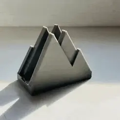 WhatsApp-Video-2021-09-04-at-17.50.11.gif STL file Laptop Stand・3D print design to download