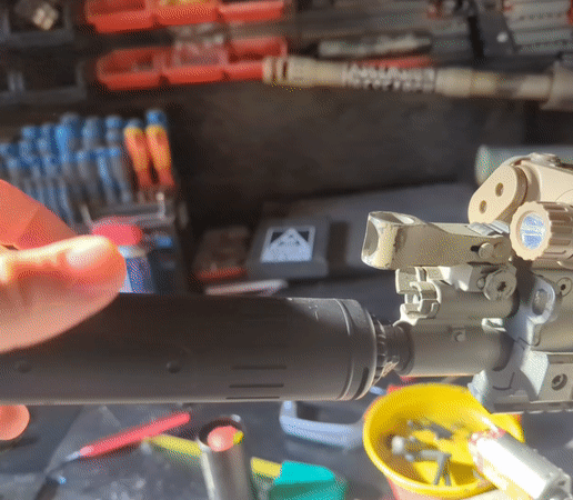 ezgif.com-gif-maker.gif Quick detach AAC Flash Hider - Scar