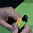 Video.gif Clipper cover with integrated cutter
