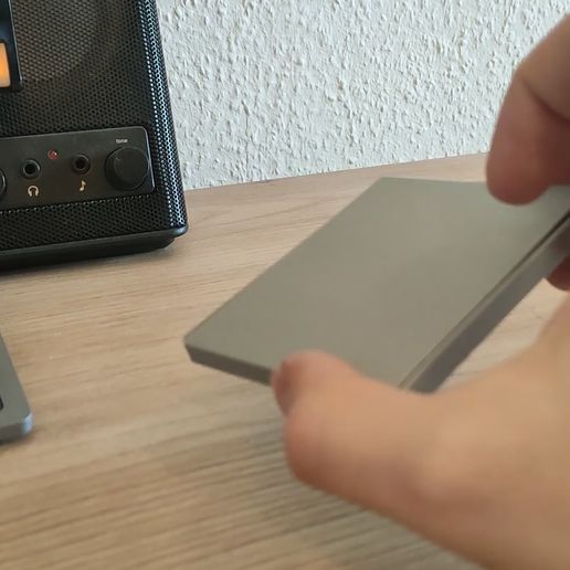 VID_20250412_101039-2.mp4 Mini disc holder