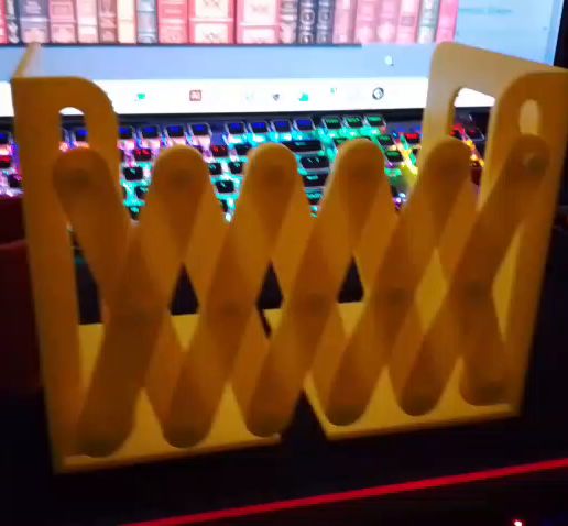 Video-de-WhatsApp-2025-06-01-a-las-18.02.49_31a9bdbe.mp4 Klappbare Buchstütze