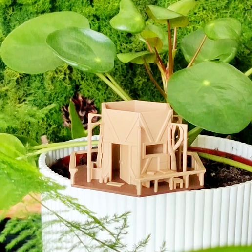 lv_0_20240512112616.mp4 Tiny Treehouse "the Hut