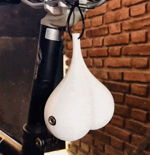 BallsLight-2.gif Bicycle hanging balls light