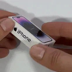iPhone-mas-pequeño-del-mundo-1-min.gif World's smallest iPhone 14 Pro Max