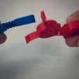 ezgif.com-optimize.gif STL file Bee Design Fidget Spinner and Wall Decor, Multi Piece, Snap Together・3D printing model to download