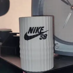 Comp1_6-ezgif.com-video-to-gif-converter.gif Nike SB support for ikea flower pots