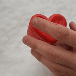ezgif.com-gif-maker-10.gif STL file Valentine's Day Special Heart Box・3D printing template to download
