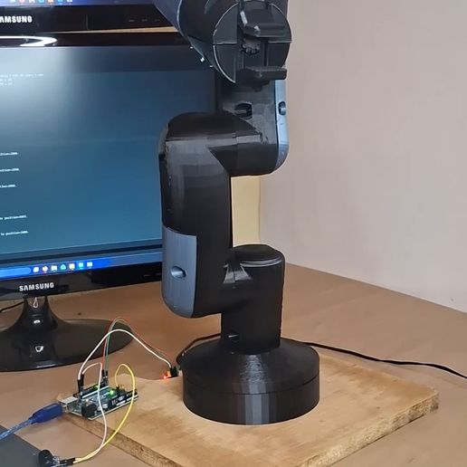 Standard-weit-fertig.mp4 Bras de robot imprimable en 3D avec réducteurs planétaires P-P 1.2 (Arduino/ESP32/RPi Compatible)