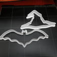 bat and witches hat.gif Eight Halloween Cookie Cutters