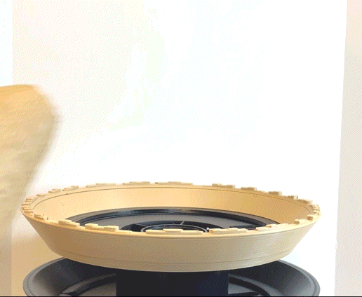 2277F54F-E1D1-4B37-A0E3-042429ABD56B.gif Up Cycle Spool Planter