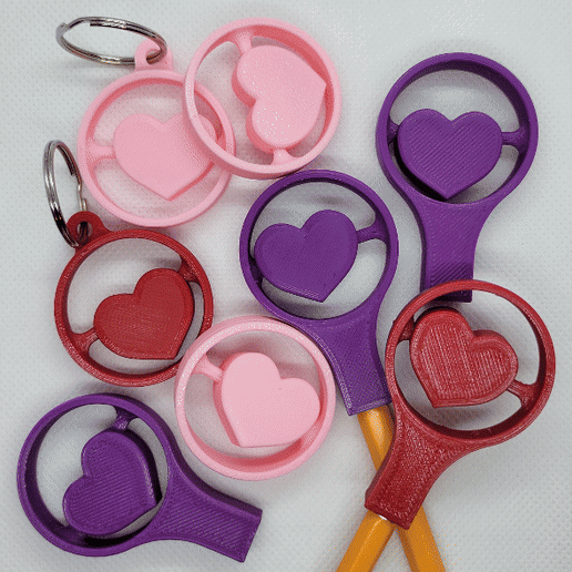 Heart Spinners: Pencil Toppers, Keychains & More - 3D model önizlemesi