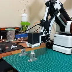 gripper-1.gif Robot ARM