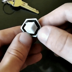 ezgif.com-video-to-gif.gif Free STL file Cool anti-stress keychain with marble・3D printing idea to download, Sparki3D