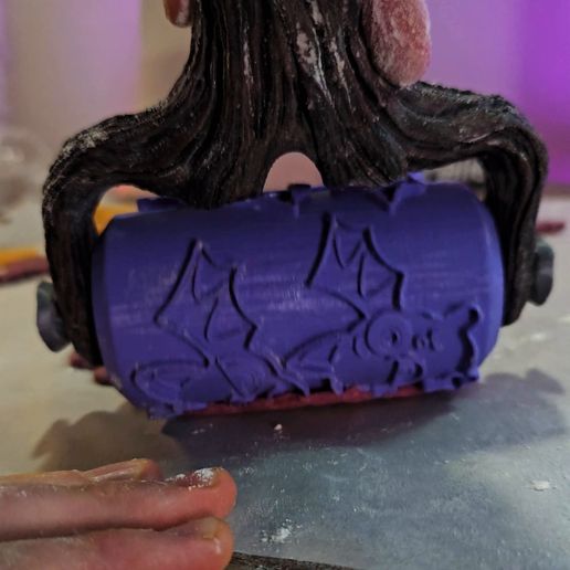 if-it-sticky.mp4 Halloween Cookie Roller Cutter — Modular 3-in-1