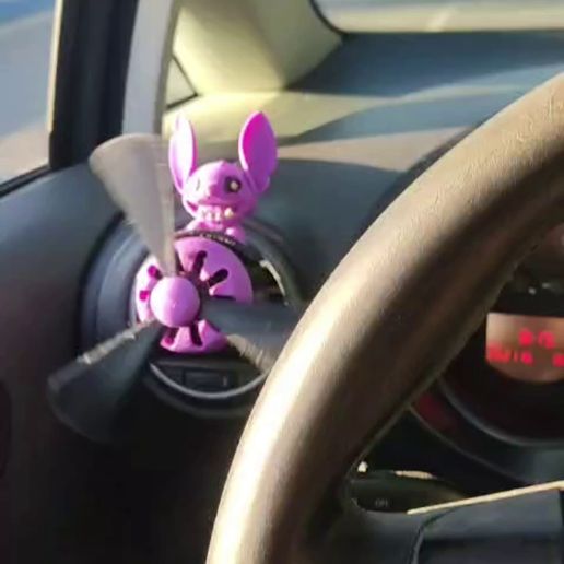 AmbientadorStitch-sin-audio.mp4 AMBIENTADOR DE CARRO PONTO - AVIÃO