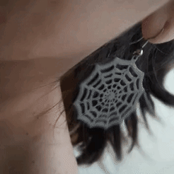 WhatsApp-Video-2022-02-20-at-4.25.30-PM.gif STL file Pendant Earring Halloween Spiderweb・3D print design to download